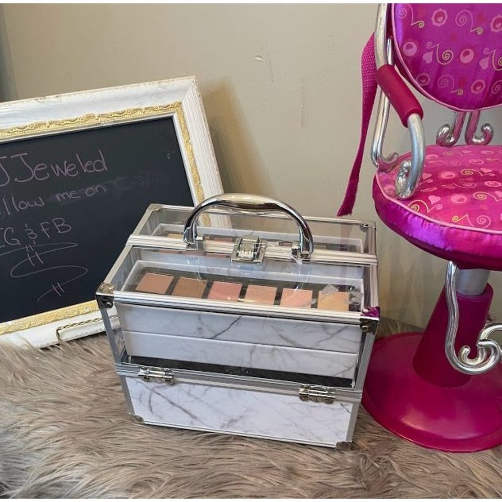 Make up Case Plastic-Perfect for Children/Teenagers